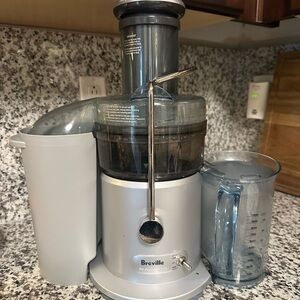 Breville Juice Fountain juicer